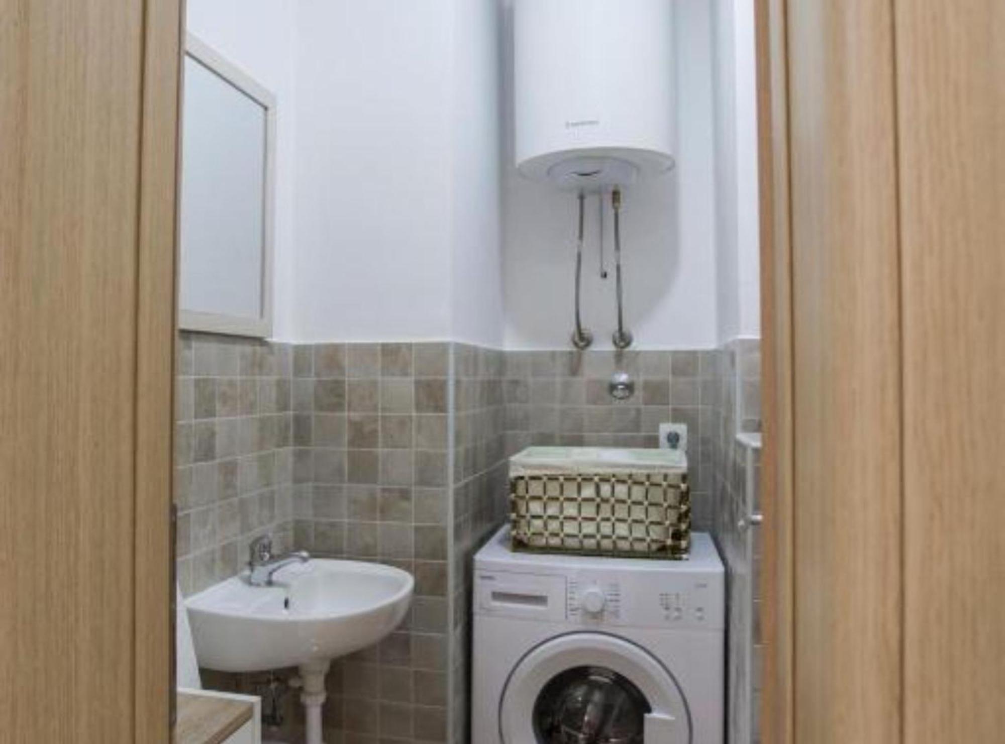 Apartment Dalmatia Каштела Екстер'єр фото