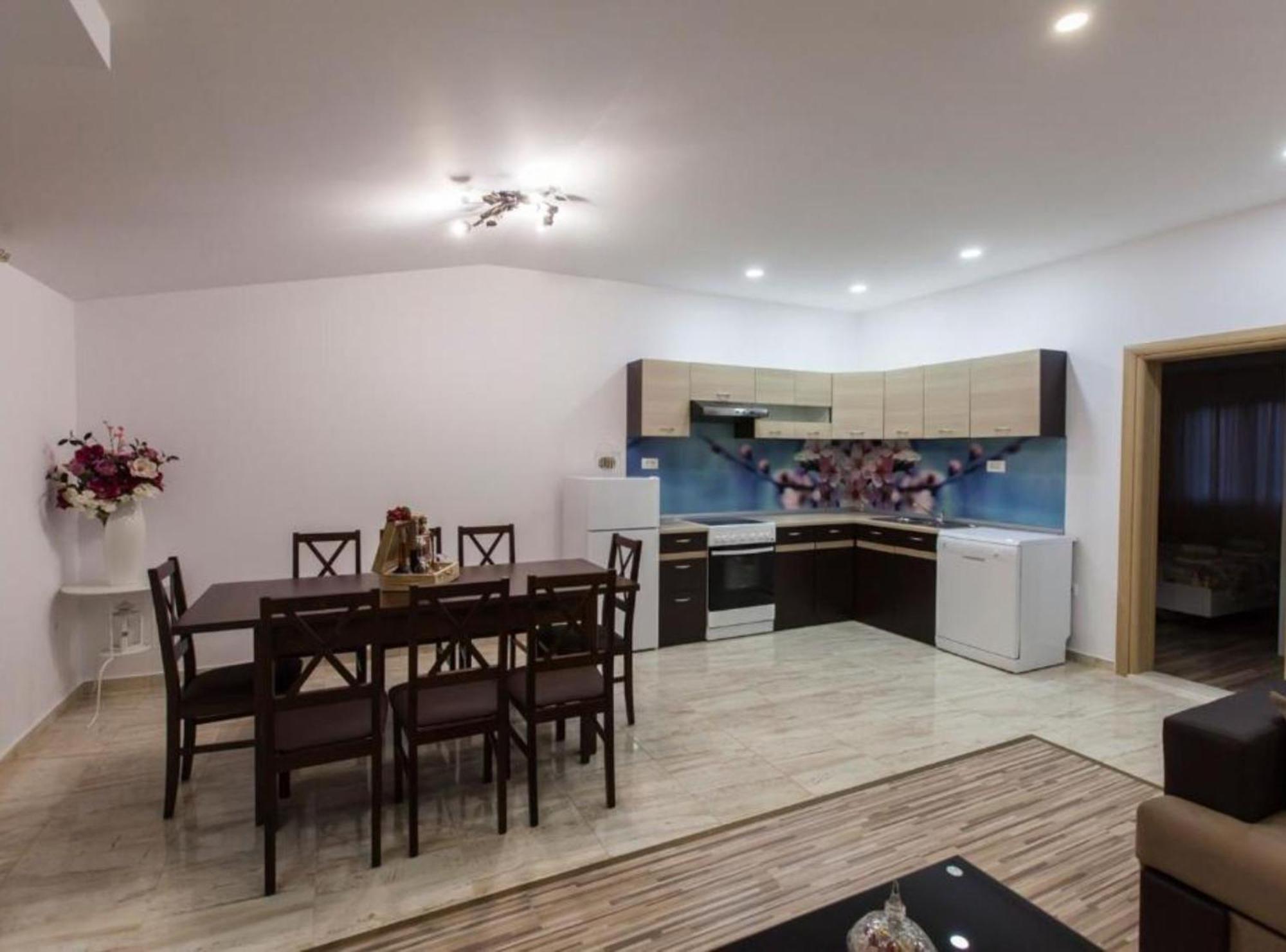 Apartment Dalmatia Каштела Екстер'єр фото