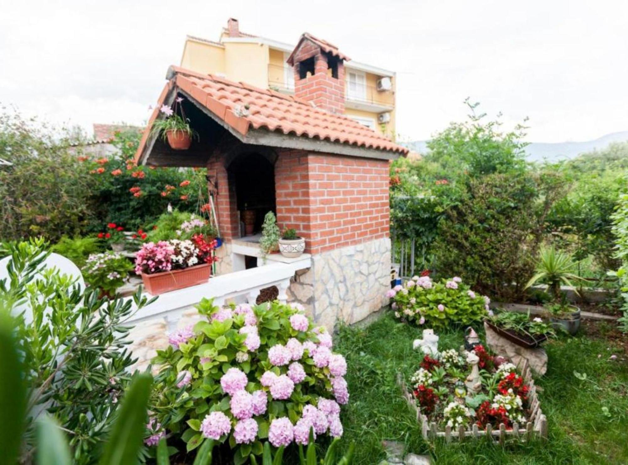 Apartment Dalmatia Каштела Екстер'єр фото