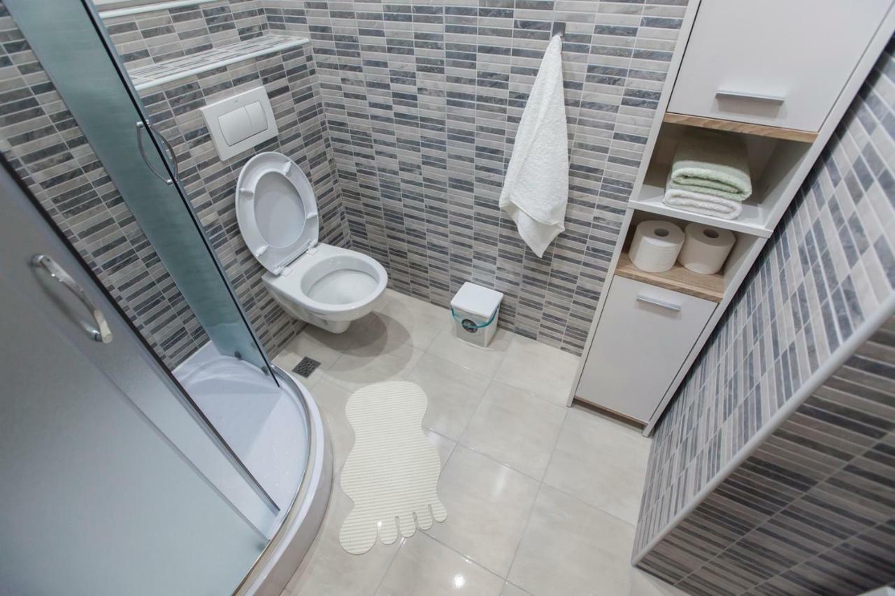 Apartment Dalmatia Каштела Екстер'єр фото