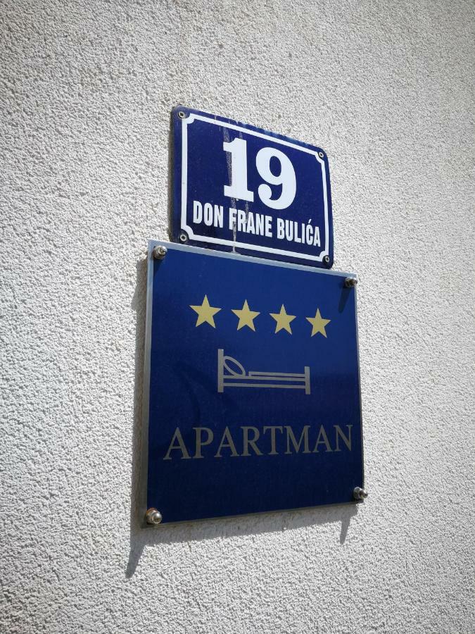 Apartment Dalmatia Каштела Екстер'єр фото